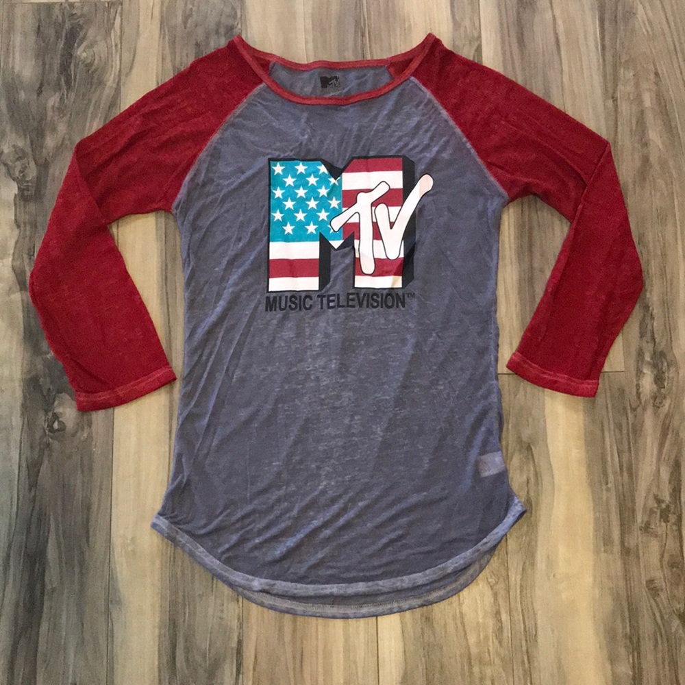 NWOT MTV Baseball Shirt 👕